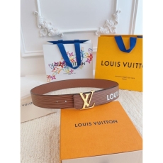 LOUIS VUITTON Belts